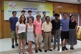 doan truong trung hoc george my tham gia chuong trinh o nha dan tai ha noi