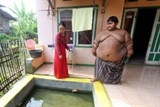 mot cau be 10 tuoi o indonesia nang hon 190kg