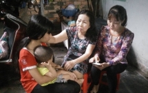 nam thanh nien 16 tuoi hiep dam be gai den mang thai roi chup anh de doa nan nhan