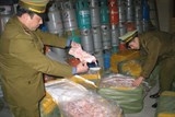 canh bao nguy co hang tan thit lon hoi thoi gia re nhap lau vao viet nam