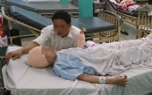 tphcm bi cat dut tinh cam nam thanh nien dung sung va dao tan cong hai nguoi phu nu da man roi tu tu