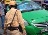 taxi mai linh huc csgt roi tau thoat nhu phim hanh dong