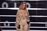 beyonce vuot qua adele danh giai video xuat sac nhat nam