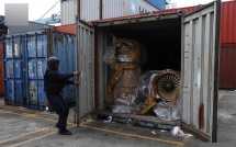 bao cao mat lhq he lo dieu bat thuong ve hai tau trieu tien bi chan tren duong den syria