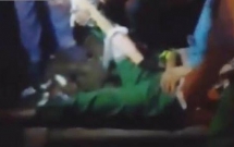 ha noi nam thanh nien nghi dua xe may tong gay co chan nu cong nhan quet rac roi bo tron