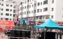 cu dan chung cu hh linh dam gop tung dong thue man led co lon co vu olympic viet nam da ban ket asiad 2018