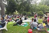 tp hcm nguoi dan do xo ve cac khu vui choi trong dip le 29