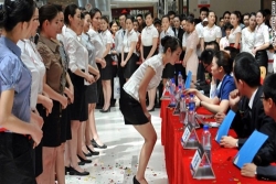 bo giao thong van tai de xuat tieu chuan doi voi nhan vien hang khong