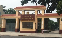 vu hai tu tu vuot nguc giam thi trai tam giam t16 bi dinh chi cong tac