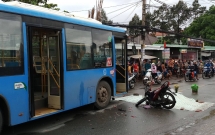 tphcm xe may lan lan nguoc chieu tong truc dien xe buyt nam phu ho 18 tuoi tu vong
