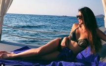 em chong xinh dep cua tang thanh ha khoe anh bikini nong bong