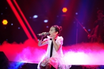 nghe si opera ngoc tuyen bat ngo ve giong ca phuong khanh