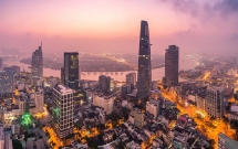 tu binh luan khong phai ngau nhien samsung dau tu hon 17 ty usd vao viet nam den ly le ve thoi van moi cua nuoc ta giua luc trade war nong bong cu