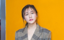 van mai huong de mat moc di dien
