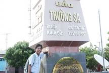 Trường Sa lung linh giữa đại dương