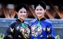 a hau thanh tu dien ao dai tram trieu do sac ben hoa hau ngoc han