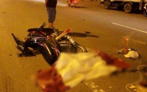 tphcm va cham voi xe container nam thanh nien tu vong tai cho co gai di cung nhap vien nguy kich