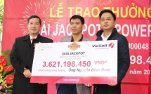 ty phu vietlott tai hai duong len nhan giai khong che mat