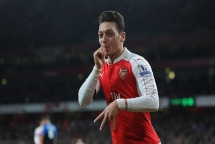 danh bai bournemouth arsenal vuon len dan dau premier league