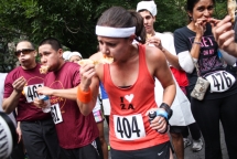 phai van dong bao lau de tieu het luong calo trong nhung mon ban an