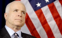 trung tuong nga ke lai khoanh khac chung kien phi cong john mccain bi ban roi o ha noi