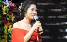 thu trang mac goi cam trong ngay ra mat album dau tay