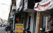 co giao nguoi nuoc ngoai to bi mot thanh nien hiep dam cuop tai san o sai gon