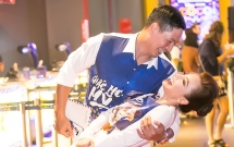 binh minh thoai mai om dong nghiep nu sau on ao lo anh than mat voi truong quynh anh