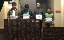 bat xe ban tai van chuyen gan 12000 qua phao di tieu thu trong dem