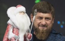 nga yeu cau facebook va instagram giai thich ly do khoa tai khoan cua lanh dao chechnya