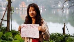 bi chi trich co gai cam giay ban than de co nguoi yeu ngay valentine 142 noi gi