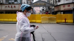 trung quoc so ca nhiem covid 19 ngoai nhap va ca trong nuoc dang tang tro lai