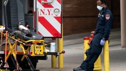 my them hon 30000 ca nhiem hon 1300 nguoi tu vong vi covid 19