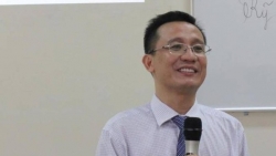 vu tien si bui quang tin tu vong dai hoc ngan hang tphcm bao cao gi