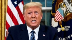 tong thong trump cho biet da nhan duoc 450000 bo do bao ho y te san xuat tai viet nam