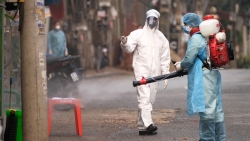 2 benh nhan covid 19 o me linh tiep xuc gan voi 316 nguoi