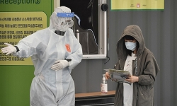 han quoc co 91 nguoi tai duong tinh covid 19 anh ghi nhan 866 ca tu vong trong mot ngay