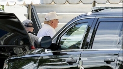 trump di choi golf sau hon 2 thang chong dich tiet lo hoan thanh lieu trinh thuoc sot ret phong covid 19