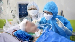 benh nhan 91 hoi phuc ky dieu roi nuoc mat khi duoc bac si hoi tham