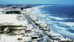 vung tau dep hoang so va an tuong trong bo anh chup nam 1970