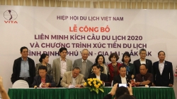 ve may bay gia tour du kien giam toi 50 nham kich cau du lich khac phuc hau qua covid 19