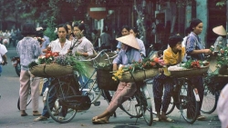nhip song ha noi qua nhung khu cho pho co nam 1991 1993