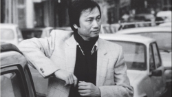 bai hat giup nhac si thu gan nua trieu usd thua suc mua 18 chiec xe hoi