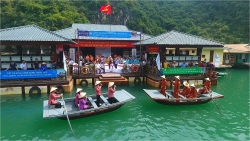 carnaval ha long chao don du khach dip nghi le 304