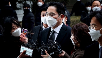 'Thái tử' Samsung chấp nhận án tù giam