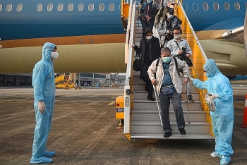 khan cap tim nguoi tren 2 chuyen bay co ca benh covid 19