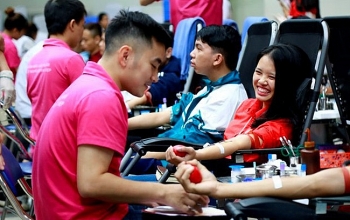 dich bung phat khien noi lo thieu mau them tram trong