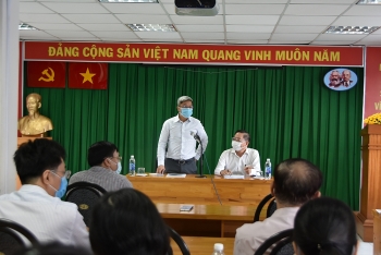 thu truong bo y te nguyen truong son se la thuyen truong to thuong truc dac biet chong dich covid 19