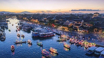 bao anh du doan du lich viet nam bung no hau covid 19