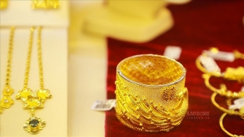 gia vang hom nay 1022021 quay dau giam con 573 trieu dongluong vao can tet